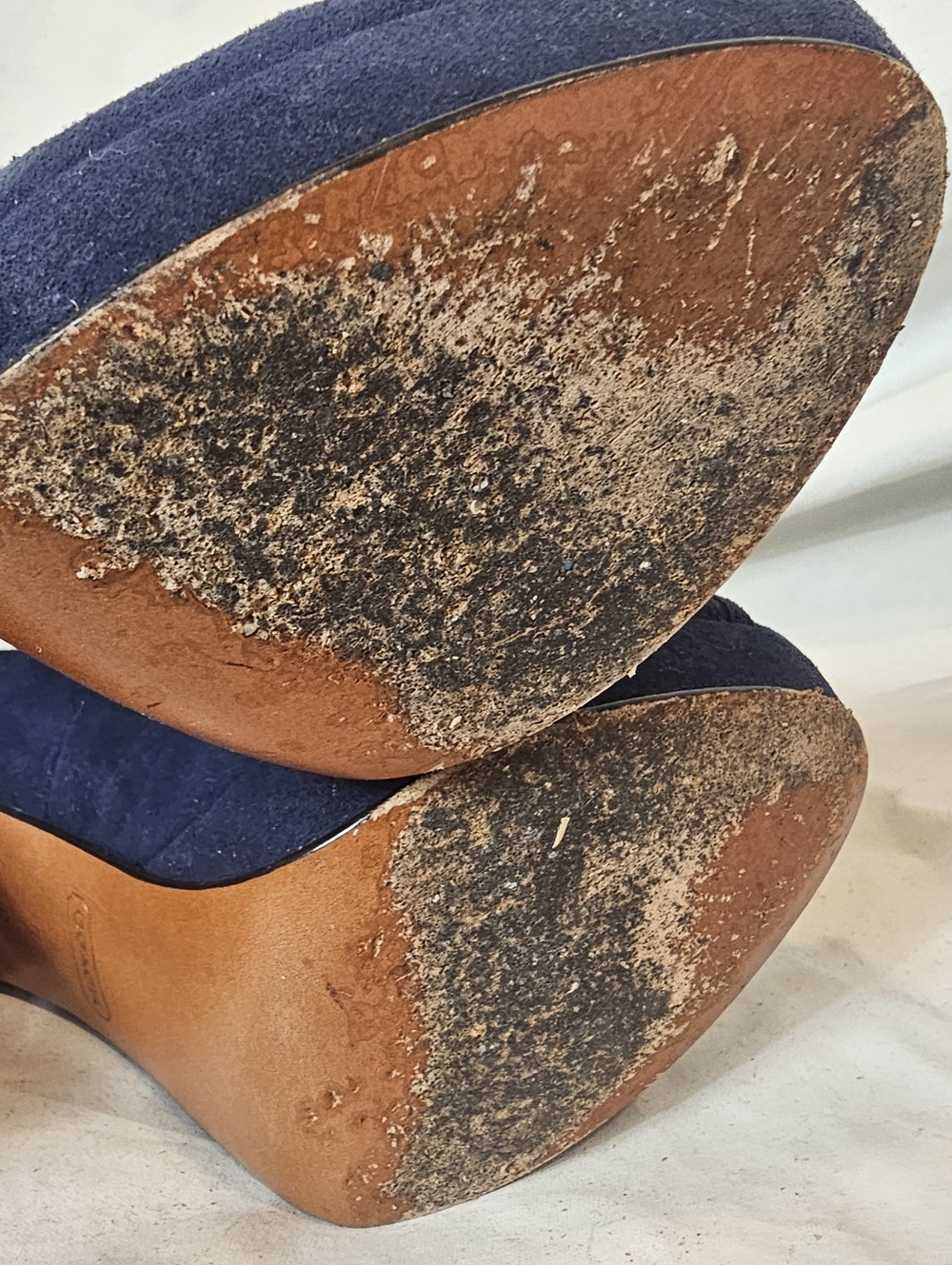 Coach Navy Suede Peep-Toe Platform Pumps Size 7 Quiet Luxury Office Wedding - Picture 9 of 14